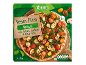 Vegan pizza with spinach, tomatoes, and mushrooms, packaging states 'Verdura' and '2x 390g'.