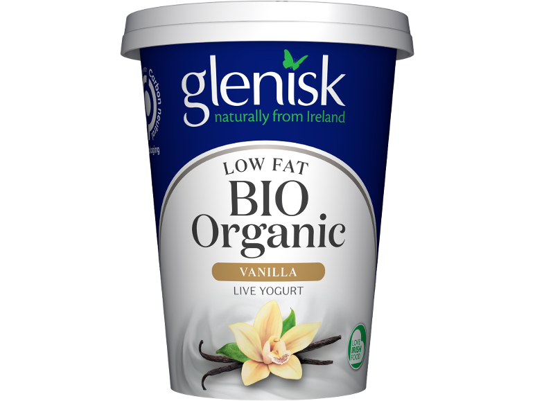 Low fat organic vanilla live yogurt.