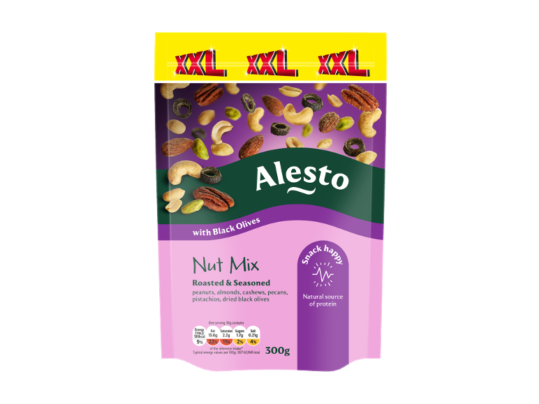 XXL Nut Mix with black olives, roasted and seasoned, with peanuts, almonds, cashews, pecans, pistachios.