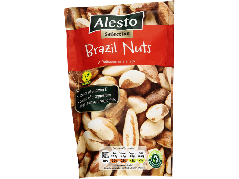 Bag of Brazil nuts with nutritional information and health claims.