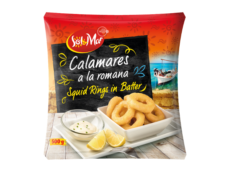 Squid rings in batter with sauce and lemon, 500g, on a marine background.